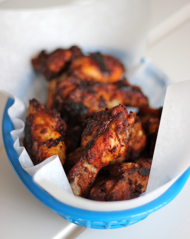 Baked Brown Sugar Chicken Wings with Roasted Red Pepper Cream Sauce - Amazingly crisp, baked wings served with a creamy dipping sauce!