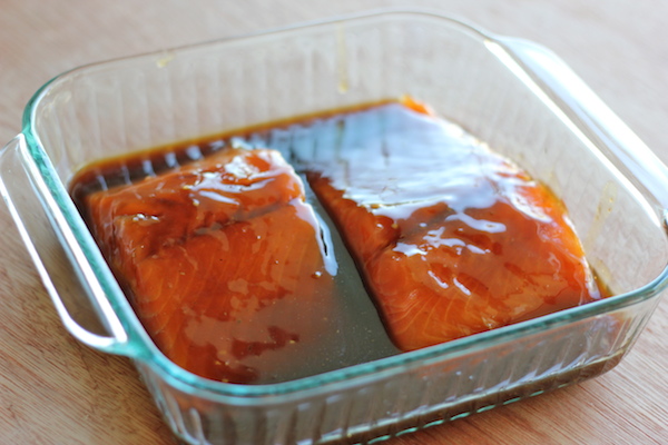 Teriyaki Salmon with Sriracha Cream Sauce - An easy dish with homemade teriyaki sauce and a sweet and spicy Sriracha cream sauce!