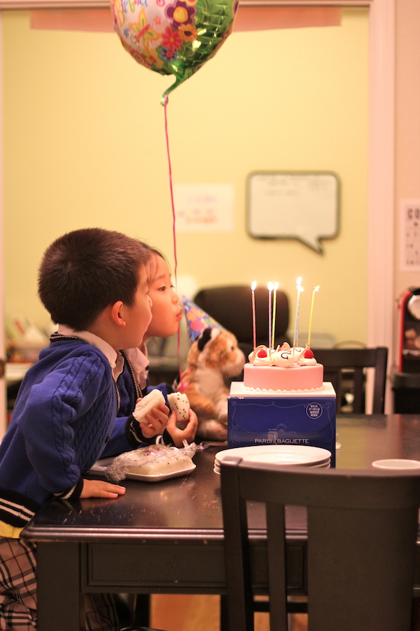 Philly Cheesesteak with Garlic Aioli - You could EASILY make this right at home without having to skimp on the cheesy, meaty goodness!