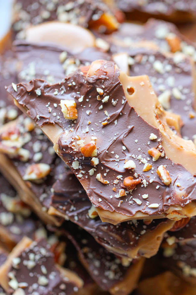 Easy Homemade Toffee - An unbelievably easy, no-fuss, homemade toffee recipe. So addictive, you won't want to share!
