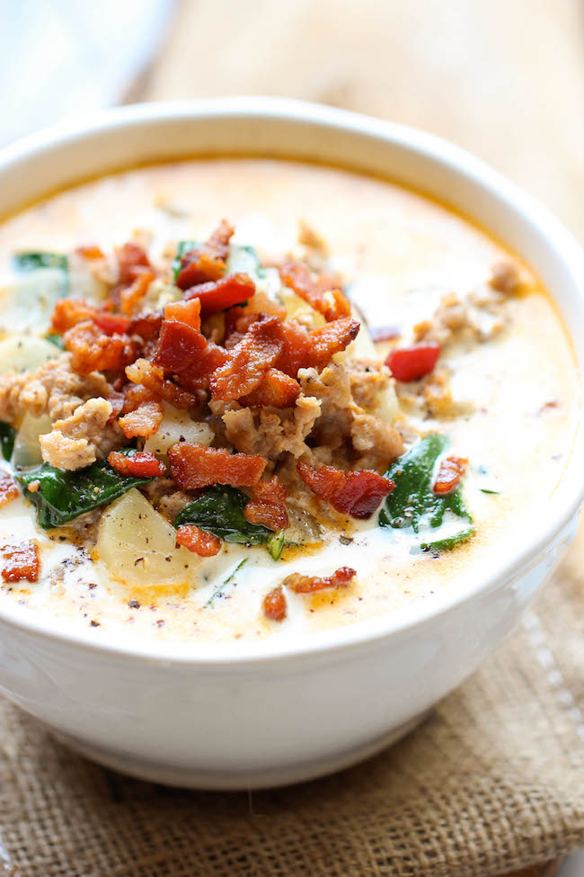 Olive Garden Zuppa Toscana Copycat Recipe - This copycat recipe is so easy to make and tastes a million times better than the original!
