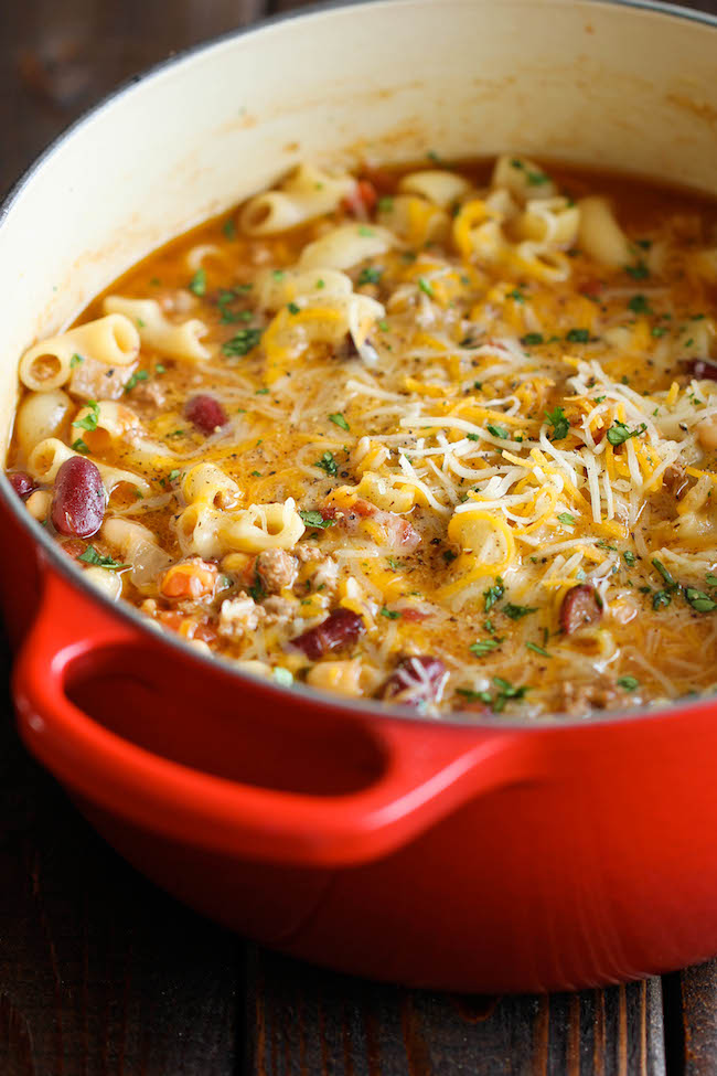 One Pot Chili Mac and Cheese - Two favorite comfort foods come together in this super easy, 30 min one-pot meal that the whole family will go crazy for!