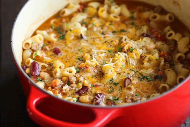 One Pot Chili Mac and Cheese - Two favorite comfort foods come together in this easy, 30 min one-pot meal that the whole family will love!