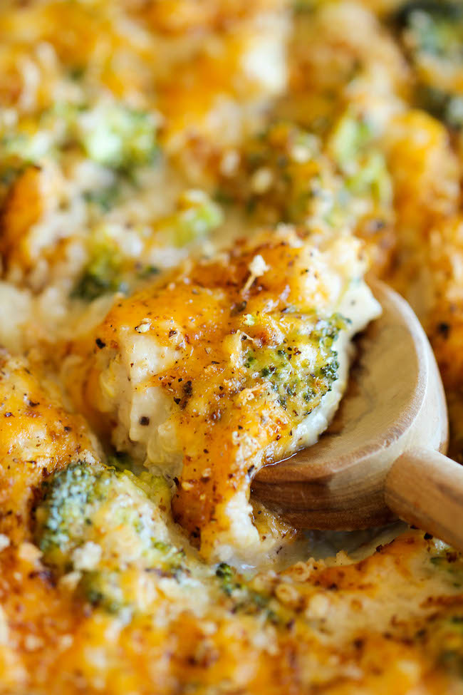 Broccoli Quinoa Casserole - Healthy, cheesy comfort food without any of the guilt!
