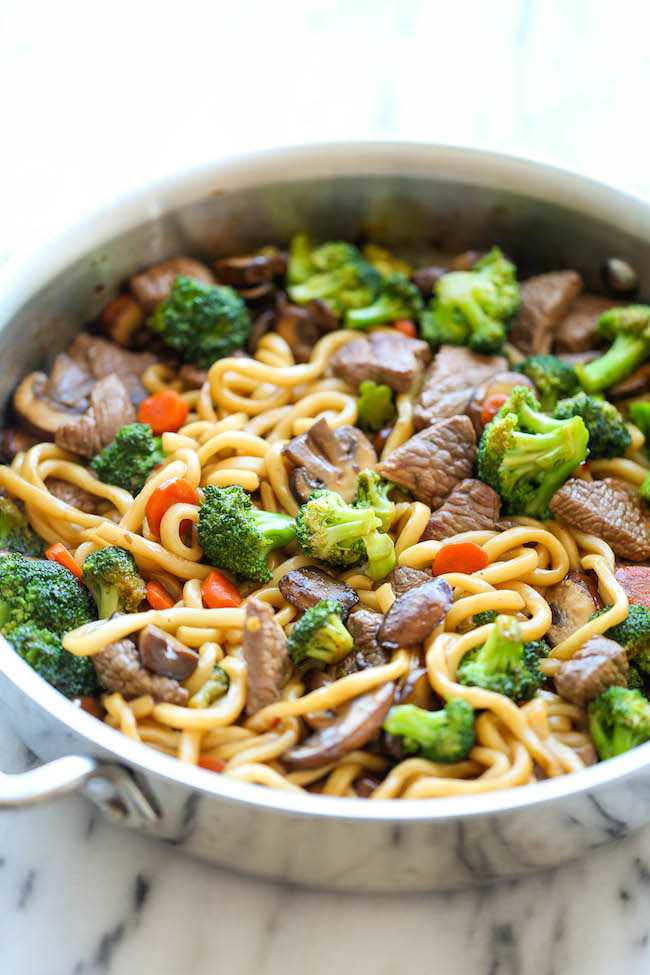 Beef Noodle Stir Fry - The easiest stir fry ever! And you can add in your favorite veggies, making this to be the perfect clean-out-the-fridge type meal!