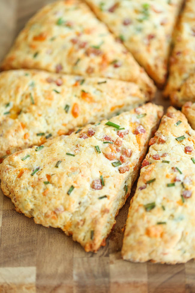 Ham and Cheese Scones - Easy peasy ham and cheddar scones perfect for any time of day - perfect as breakfast, snack-time, appetizer or with a bowl of soup!