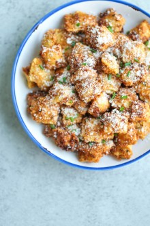 Olive Garden Toasted Ravioli - Everyone' FAVORITE appetizer easily made at home with half the calories and fat - it's healthier and tastier of course!