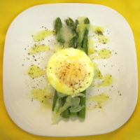 Asparagus with Poached Egg