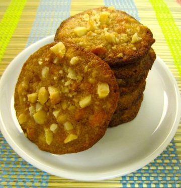 Rum Cookies with Macadamia Nuts and Butterscotch Chips