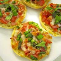 English-Muffin Breakfast Pizza