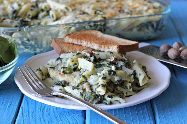 Spinach and Artichoke Dip Pasta - All the flavors of the cheesy, creamy dip in pasta form!