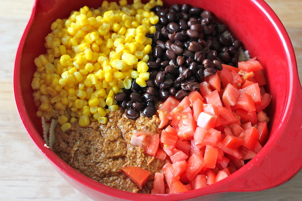 Spicy Chipotle Pesto Pasta - This pesto is unbelievably easy to make, loaded with tons of veggies and a kick of heat!