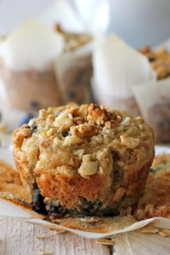 Blueberry Oatmeal Muffins with Granola Crumb Topping