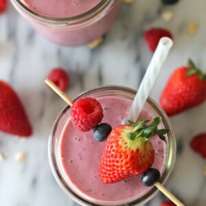 Greek Yogurt Berry Medley Smoothie