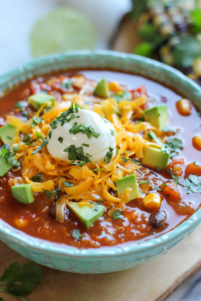 Quinoa Chili - This vegetarian, protein-packed chili is the perfect bowl of comfort food that you can eat guilt-free!