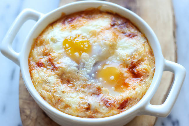 Italian Baked Eggs - You’ll never believe that these marinara cheesy baked eggs can be made in just 10 minutes for a complete breakfast!