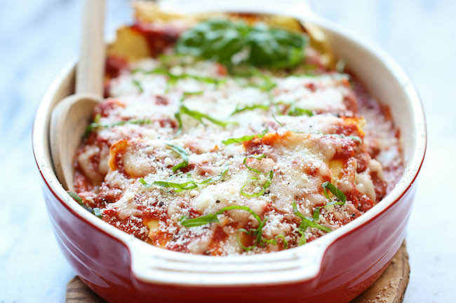 Baked Ravioli - Amazingly cheesy, creamy, comforting ravioli made in 30 minutes or less, perfect for those busy weeknights!
