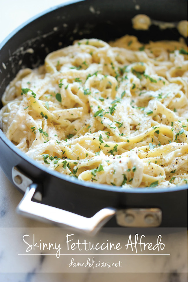 Skinny Fettuccine Alfredo - A rich and creamy lightened up alfredo sauce that tastes just as good as the original!