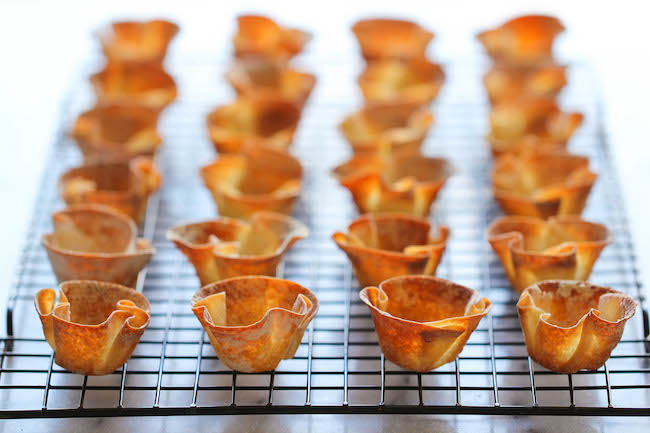 Strawberry Wonton Cups - These elegant wonton cups come together so quickly and easily, and you can even make them ahead of time!