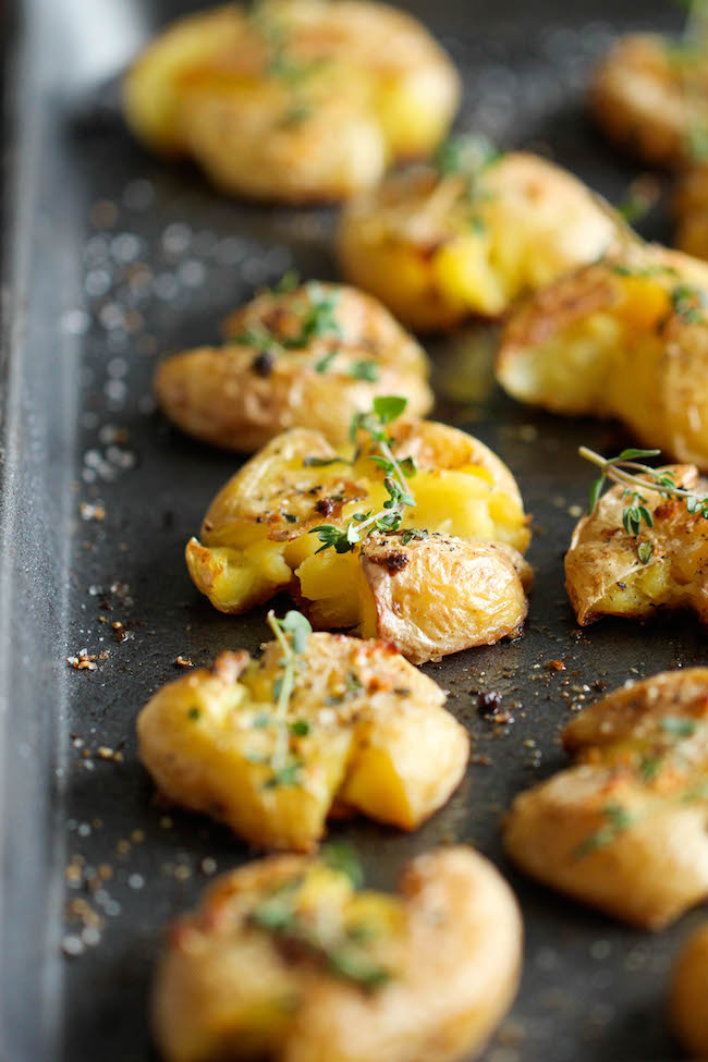 Garlic Smashed Potatoes - These potatoes are incredibly tender on the inside yet amazingly crisp on the outside!