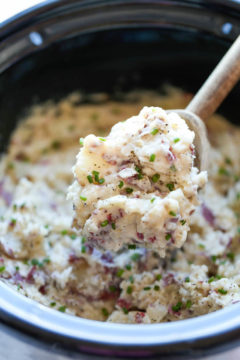 Slow Cooker Garlic Mashed Potatoes