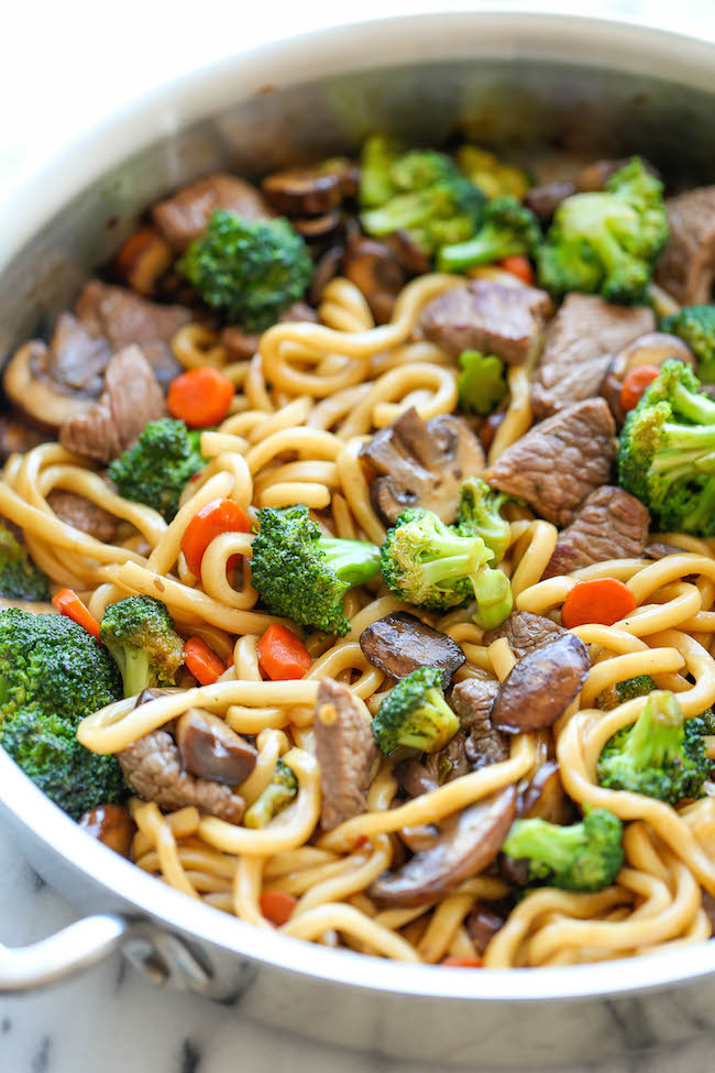 Beef Noodle Stir Fry - The easiest stir fry ever! And you can add in your favorite veggies, making this to be the perfect clean-out-the-fridge type meal!