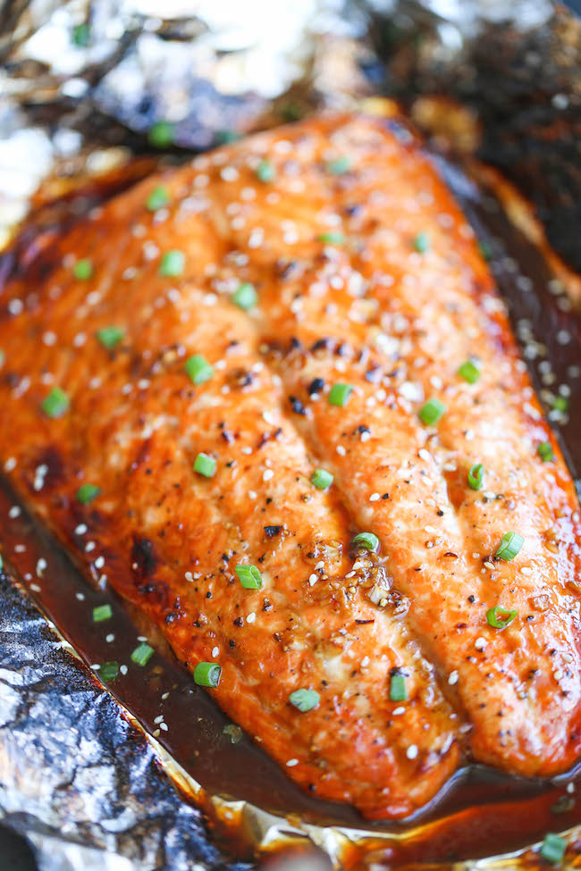 Asian Salmon in Foil - The best and easiest way to make salmon in foil - and you won't believe how much flavor is packed right in!