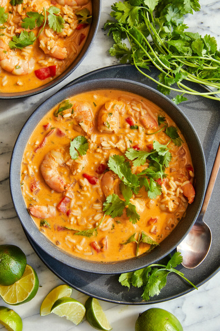 Easy Thai Shrimp Soup - Skip the take-out and try making this at home - it's unbelievably easy and 10000x tastier and healthier!