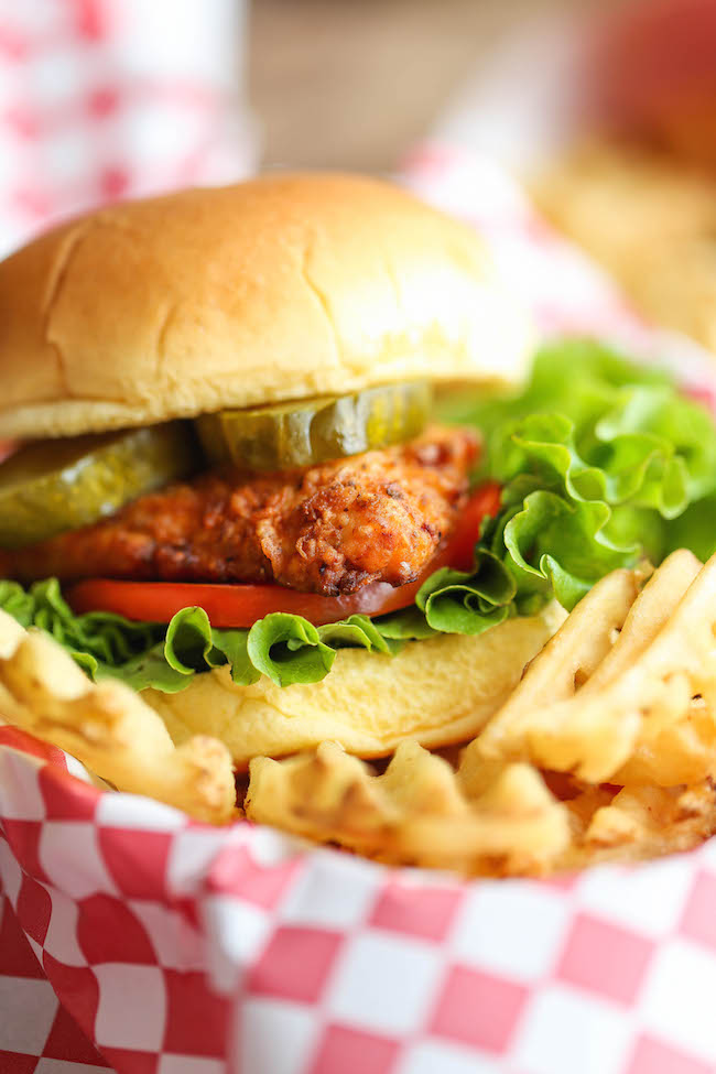 Copycat Chick-fil-A Sandwich - You won't believe how easy this copycat recipe is, and it tastes 100000x better than the original! You can't beat that!