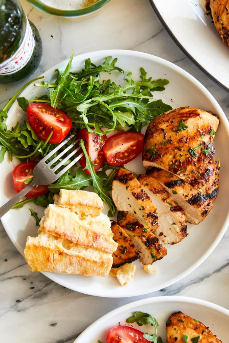 Easy Grilled Chicken - The best marinade ever! No-fuss and packed with so much flavor. You won't need another grilled chicken recipe again!