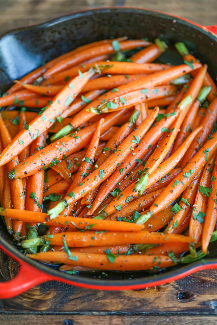Cinnamon Brown Sugar Carrots - No-fuss easy peasy carrots glazed with butter, brown sugar and cinnamon. These carrots are sweet, savory, and simply amazing!