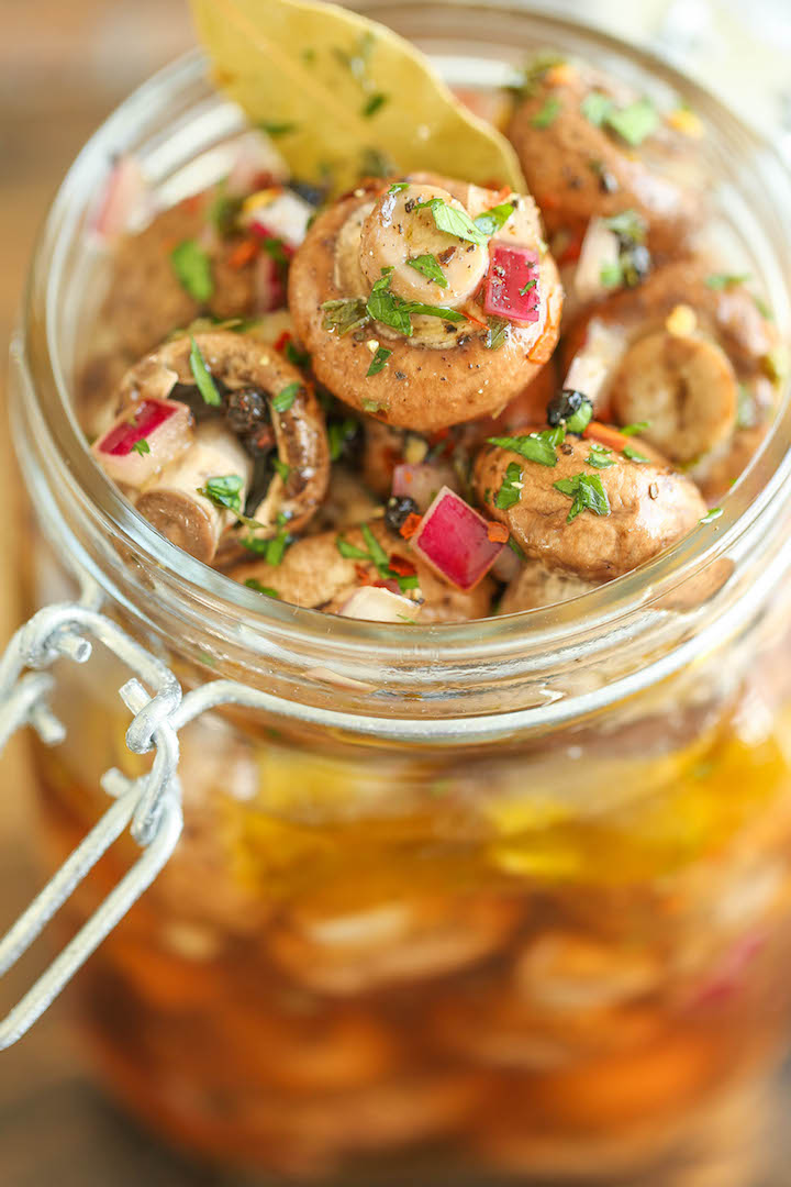 Easy Marinated Mushrooms - Quick, no-fuss with 10 min prep. You can even make these the night before! Perfect to feed a large crowd, and so irresistible!