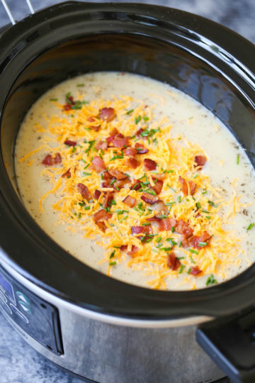 Slow Cooker Cauliflower Chowder