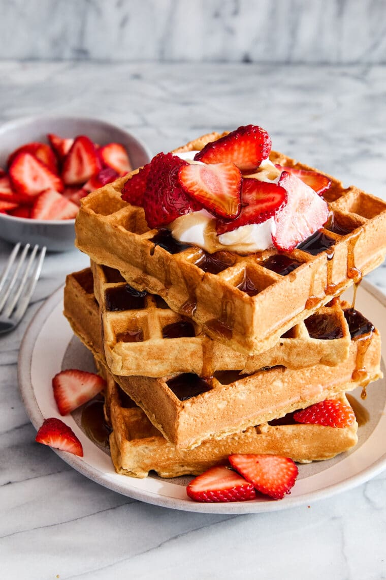 Healthy Protein Waffles - Breakfast of champions! High protein waffles made in a blender with easy 10 min prep! So filling with 20g protein.