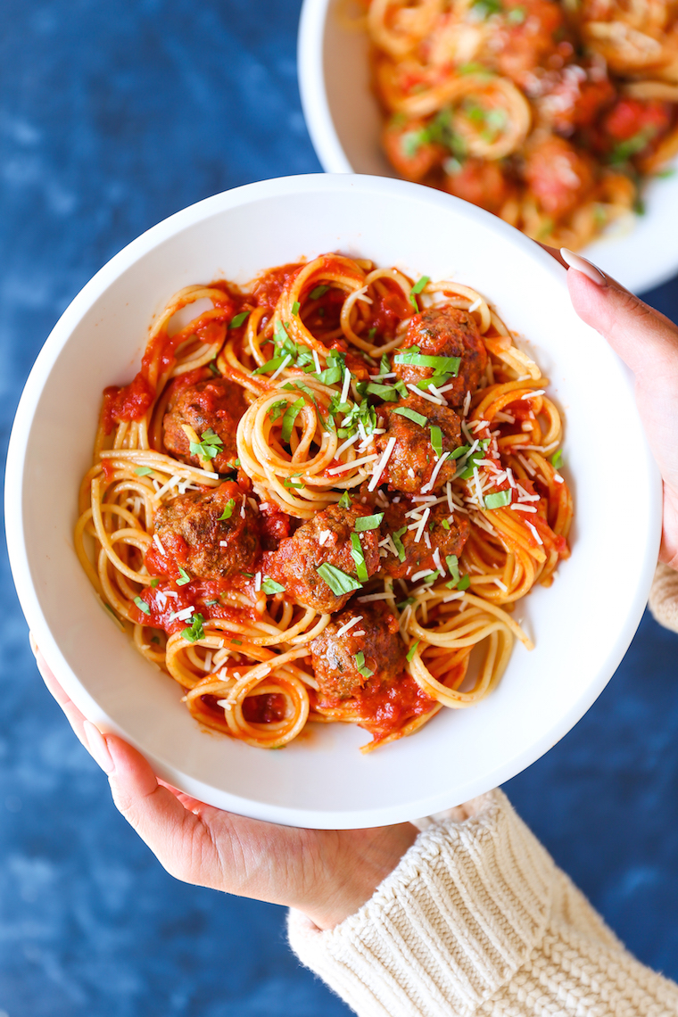 Slow Cooker Spaghetti and Meatballs - This is the ONLY way to make this! Even the pasta gets cooked right in the crockpot! SO stinking easy, right?
