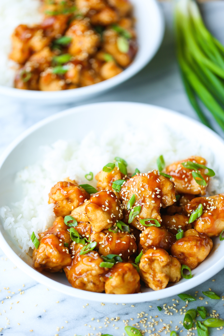 Orange Cauliflower Bowls - Everyone's favorite orange chicken made with cauliflower instead! But you won't miss the chicken at all with this heavenly sauce!